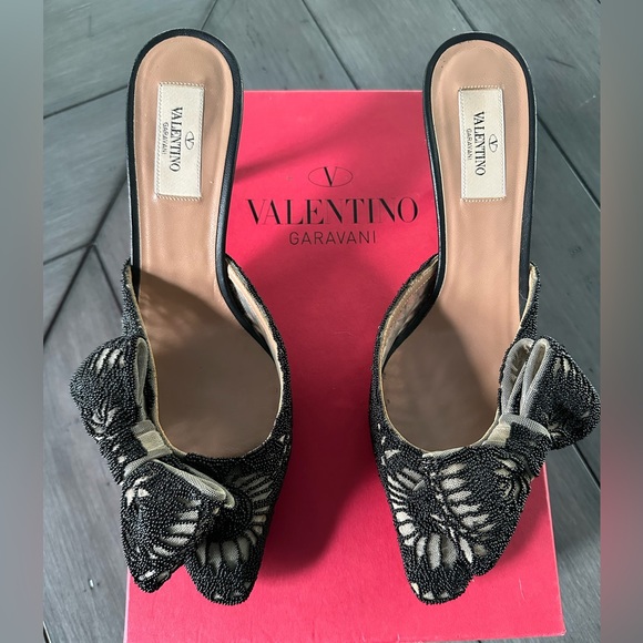 Valentino beaded lace kitten heel shoes - Picture 1 of 5